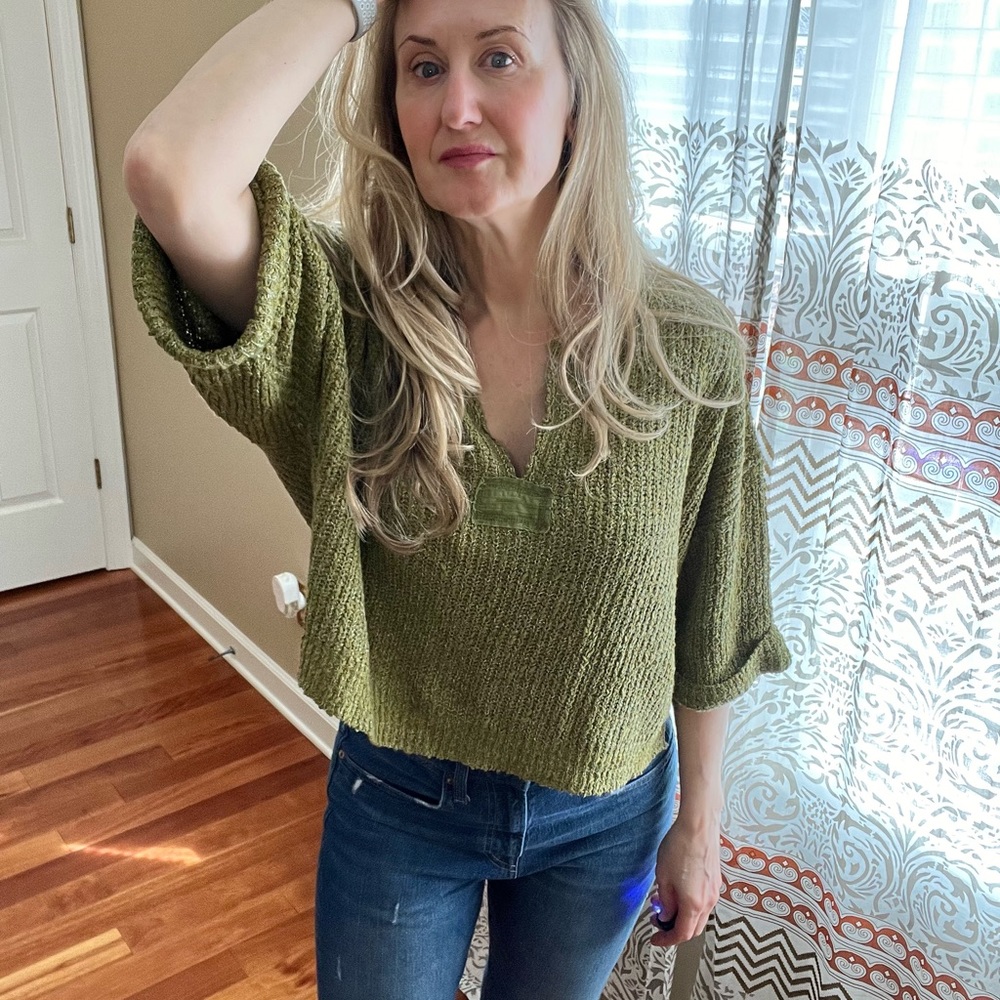 Cropped moss green Illa Illa sweater, Small